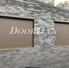 Секционные гаражные ворота RSD01LUX